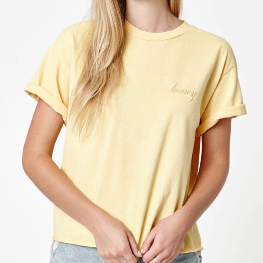 Brandy Melville “honey” t-shirt